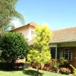 Hillside MANOR Gardens and Guest House 
